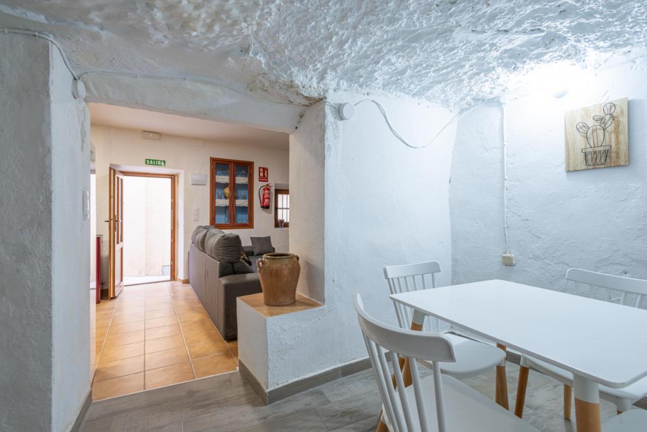 Casa Cueva El Establo Del Jucar Apartment อัลกาลา เดล ฆูการ์ ภายนอก รูปภาพ